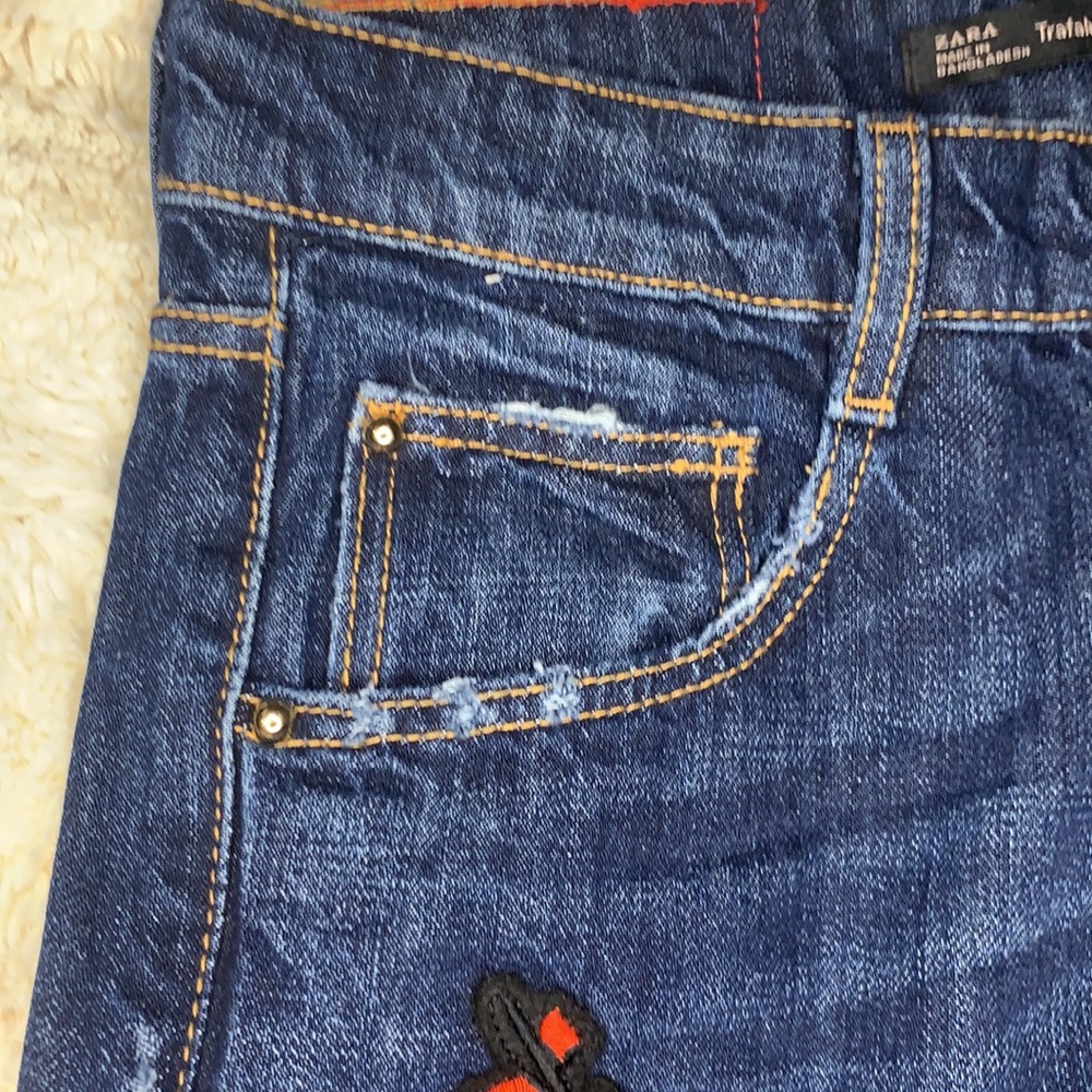 ZARA NWT embroidered jeans raw hem size 0 - Picture 7 of 14